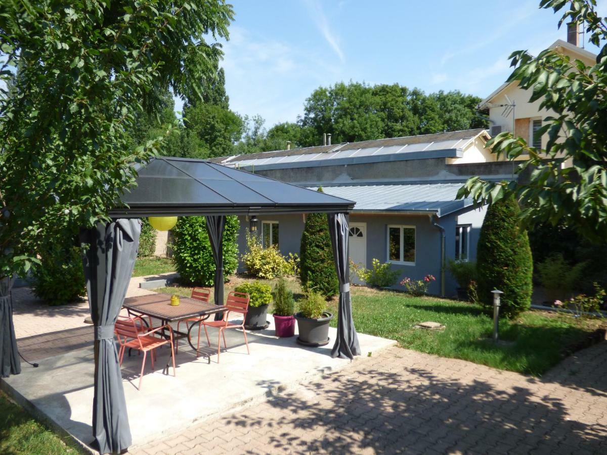 Gite De Preuilly Auxerre Exteriör bild
