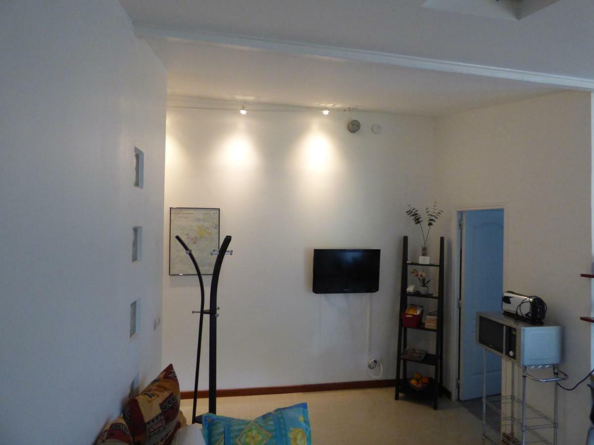 Gite De Preuilly Auxerre Exteriör bild